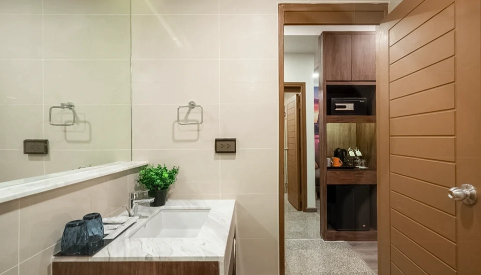 هتل منهتن بانکوک